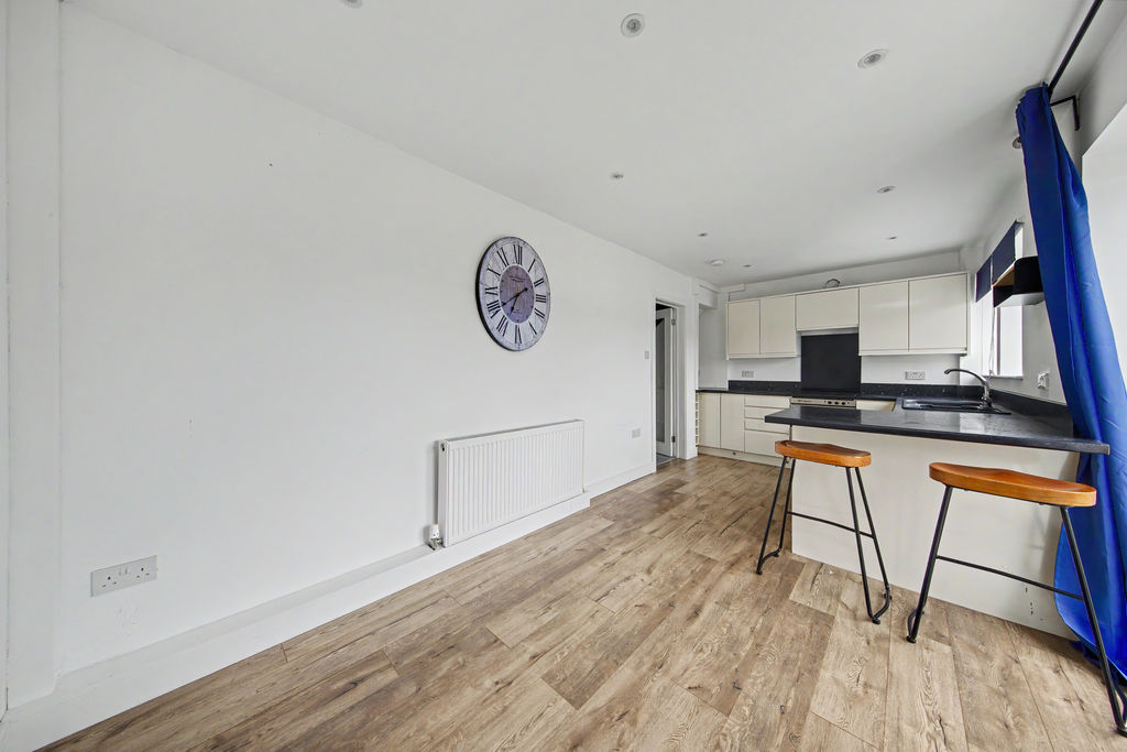 Masefield Avenue Holmewood